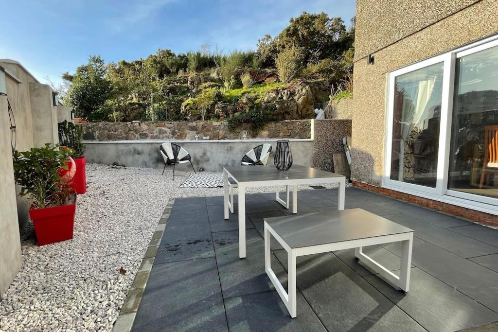 Rhoslan. Boutique Style Farmhouse In Snowdonia カーナーヴォン エクステリア 写真
